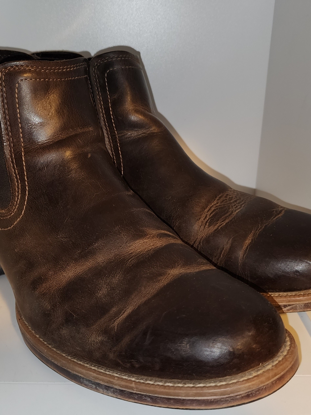 ARIAT Booker Chelsea Round Toe Western Boot distressed brown men's size 13EE